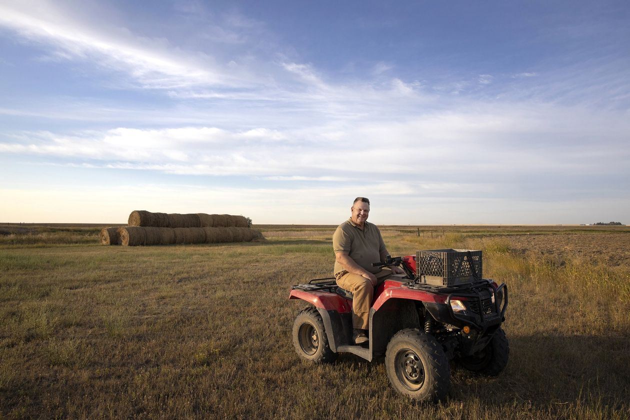 Politicians that dress better than Tim Walz